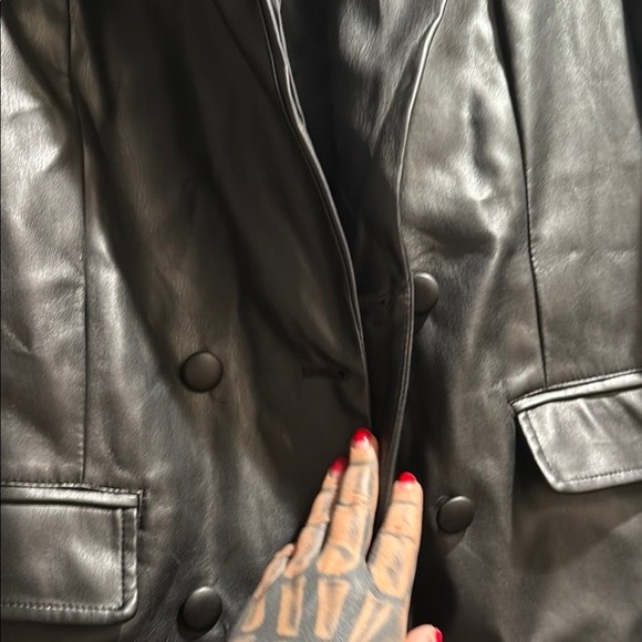 Missguided sz.US 8 Black Faux Leather Blazer - Picture 7 of 10